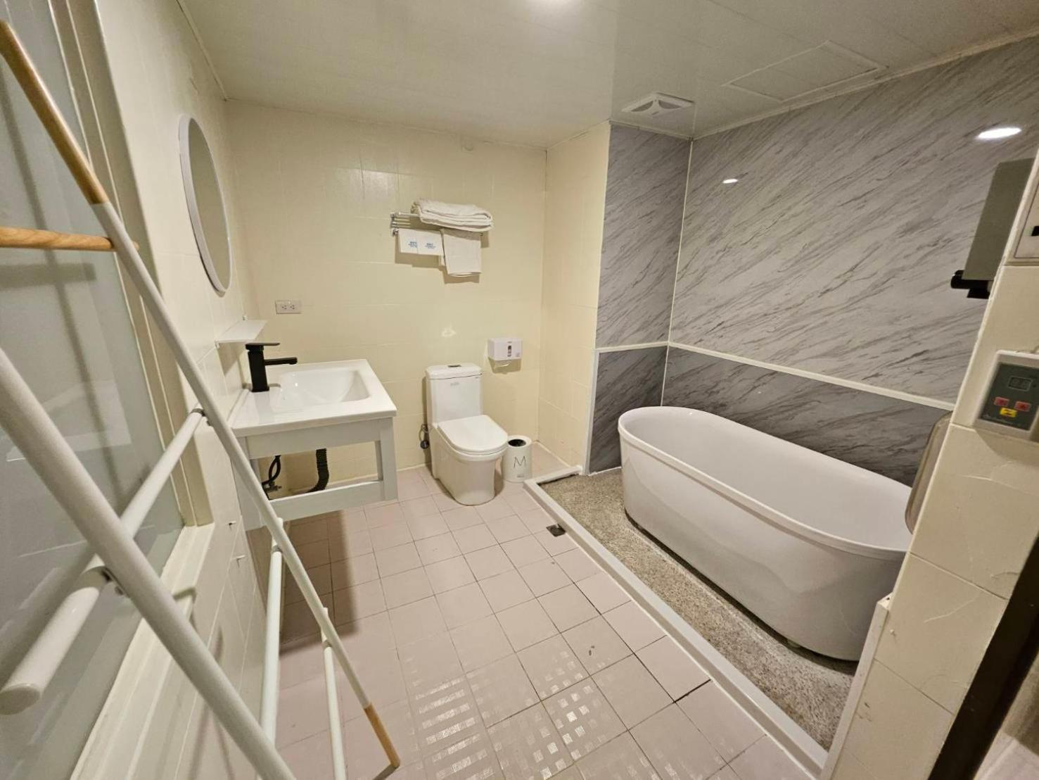 Joy Garden Hotel Καοσιούνγκ Εξωτερικό φωτογραφία